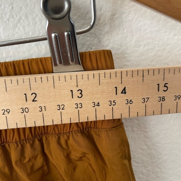 NWT Good American Bronze Gold Wide Leg Track Pants Size 1/Small Elastic Waist - Picture 5 of 8